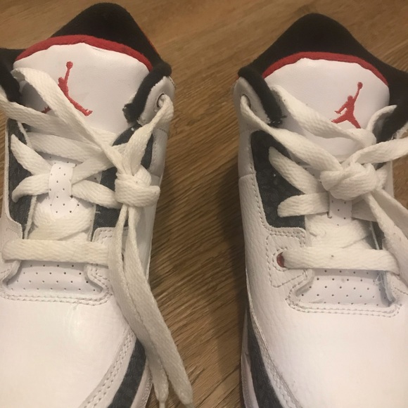 Air Jordan 3 Retro SE Fire Red Denim size 2 (PS) - Picture 7 of 10